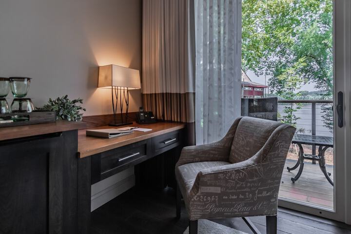 Room 20 of 43