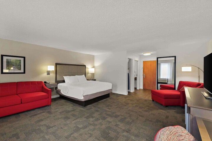 Room 28 of 41