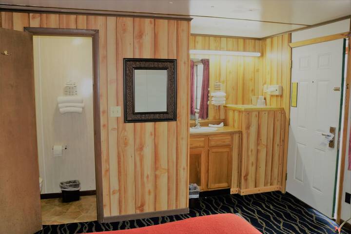 Room 38 of 63