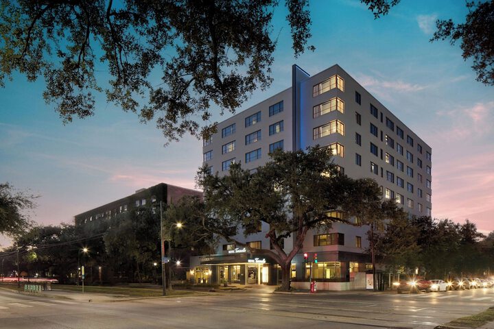 Hotel 3 of 41