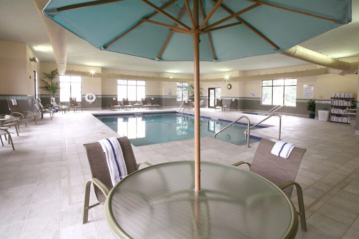 Pool 12 of 60