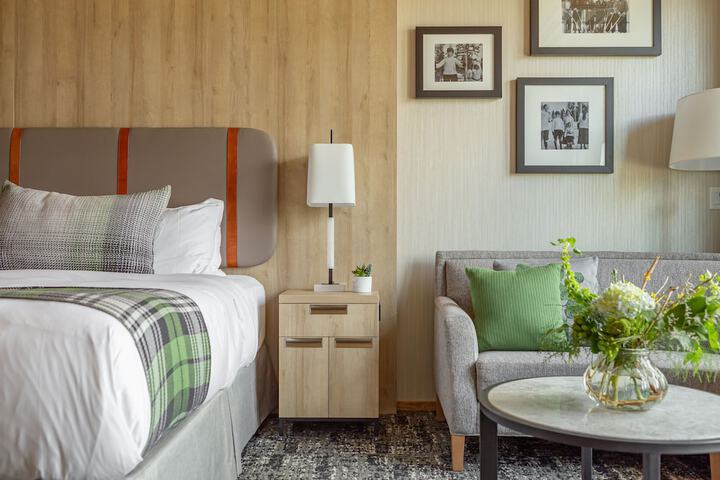 Room 21 of 57