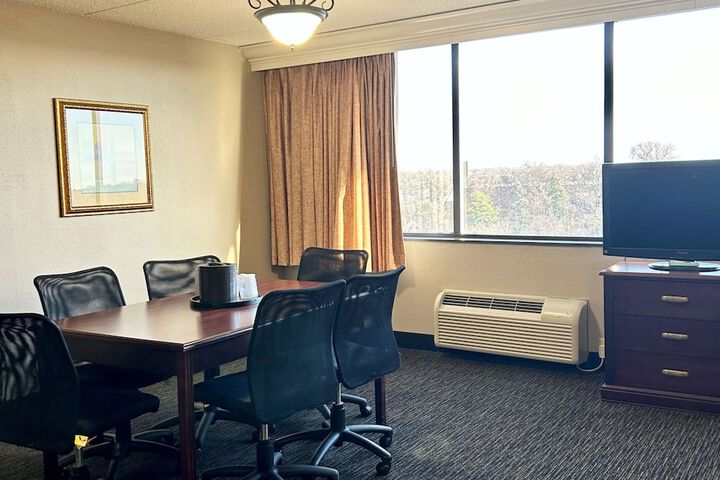 Room 17 of 69