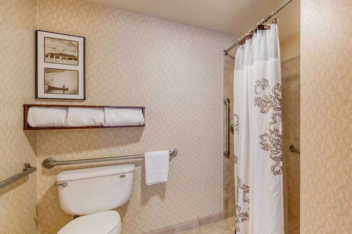 Room 22 of 60