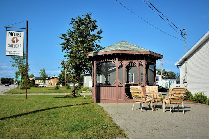 Motel Quatre Saisons