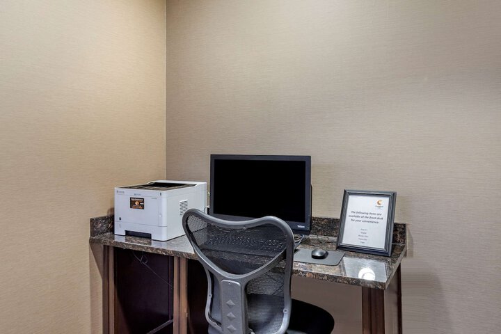 Business Center 59 of 59