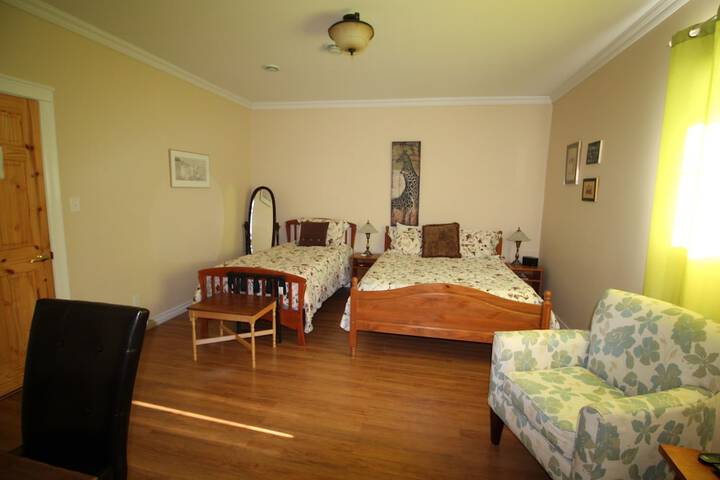 Room 22 of 36