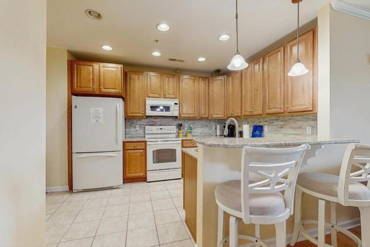 Bayside Resort -31568 Winterberry Pkwy. #305