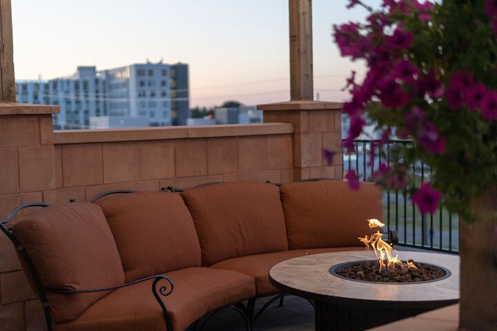 Staybridge Suites Marquette by IHG