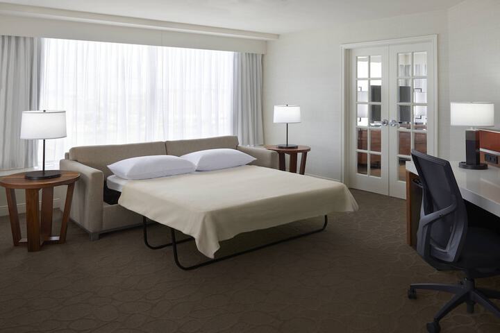 Room 34 of 68