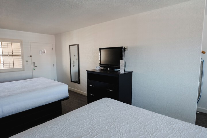 Room 29 of 40