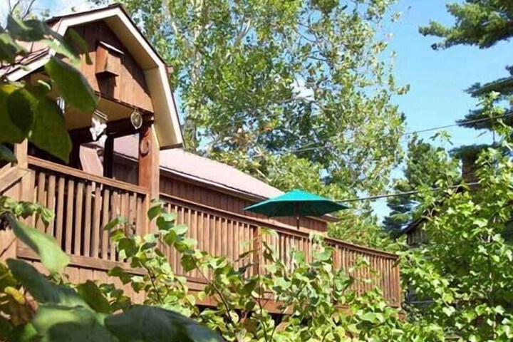 The Iris Garden Downtown Cottages and Suites