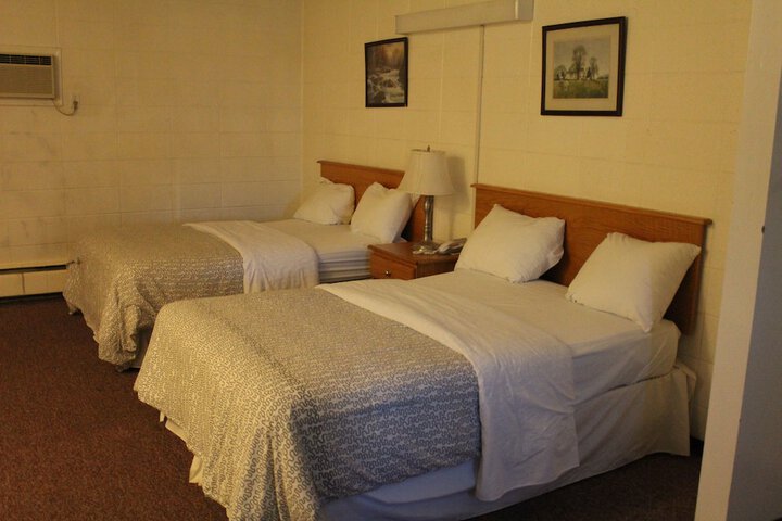 Room 15 of 27