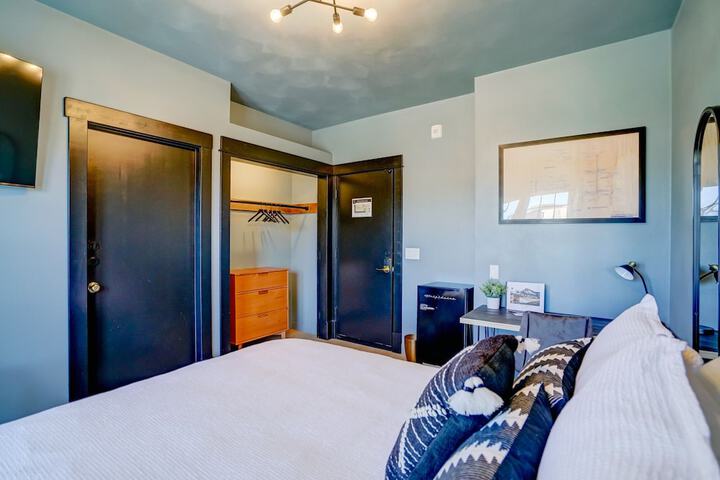 Room 51 of 72