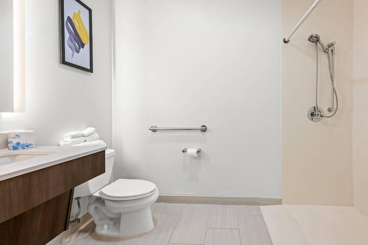 Comfort Inn & Suites River City Decatur