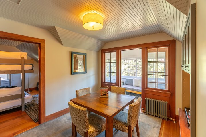 The Outlook Lodge