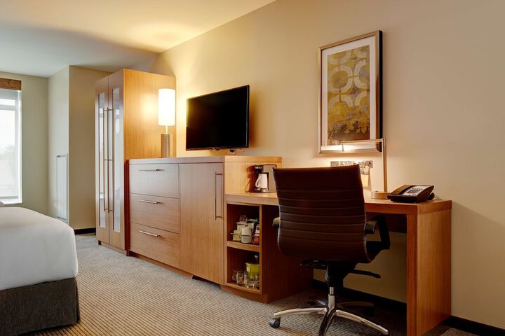 Hyatt Place Arlington / Courthouse Plaza