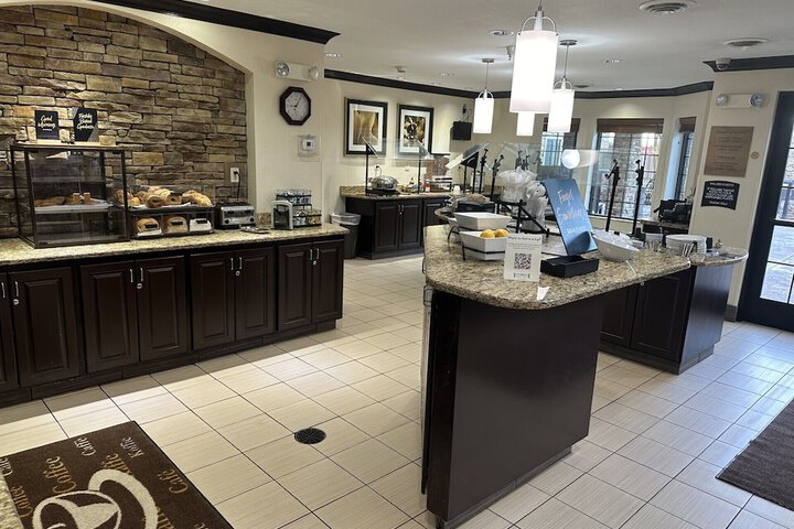 Staybridge Suites Minot by IHG