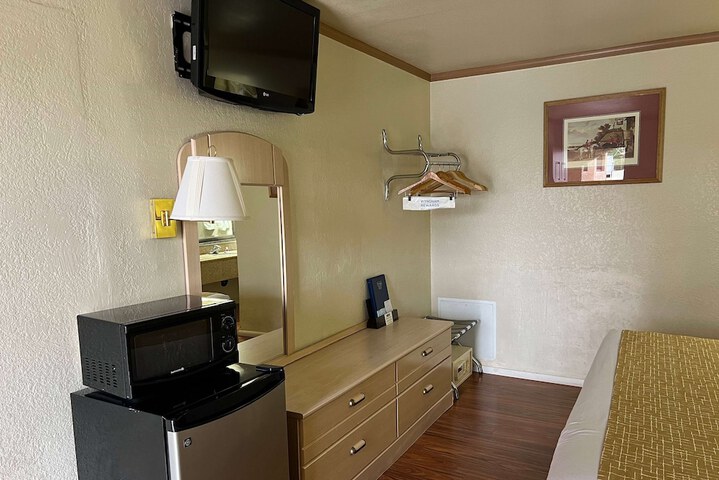 Room 29 of 36