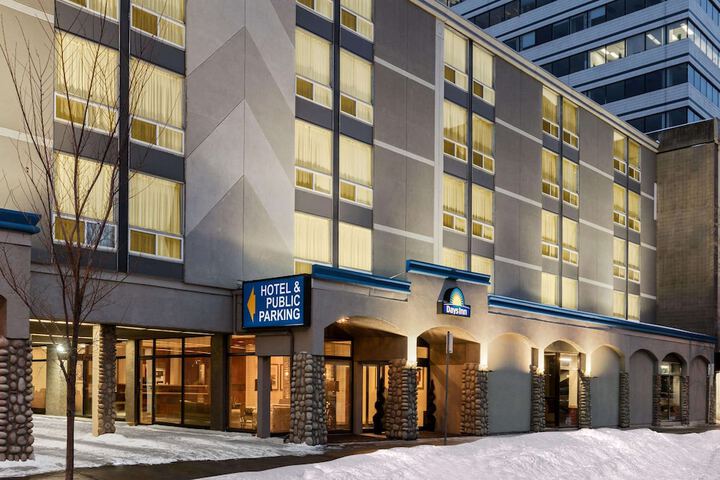 Hotel 2 of 62