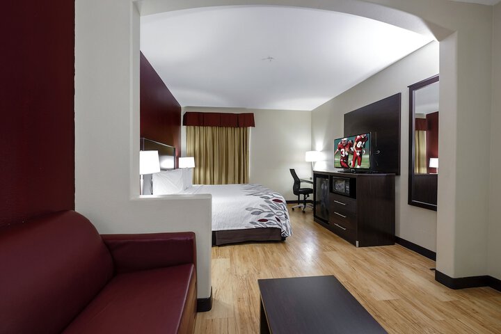 Room 19 of 38