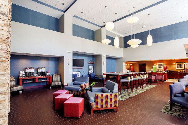 Hampton Inn & Suites Poughkeepsie