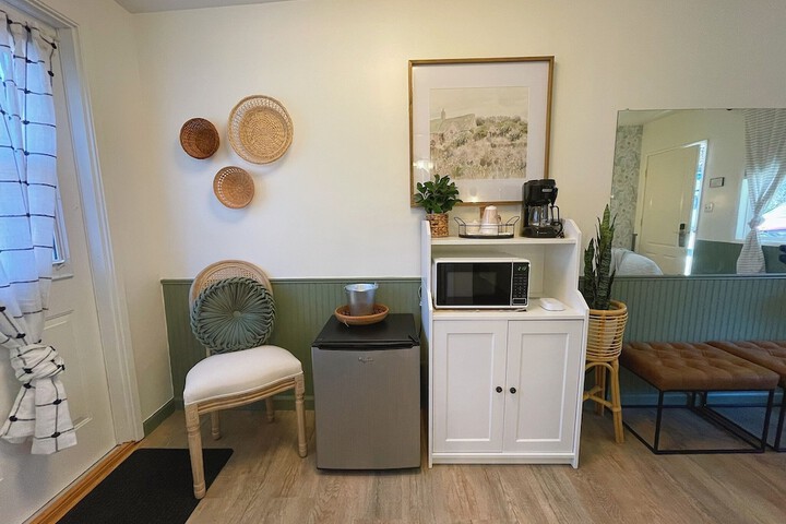 Emerald Valley Inn