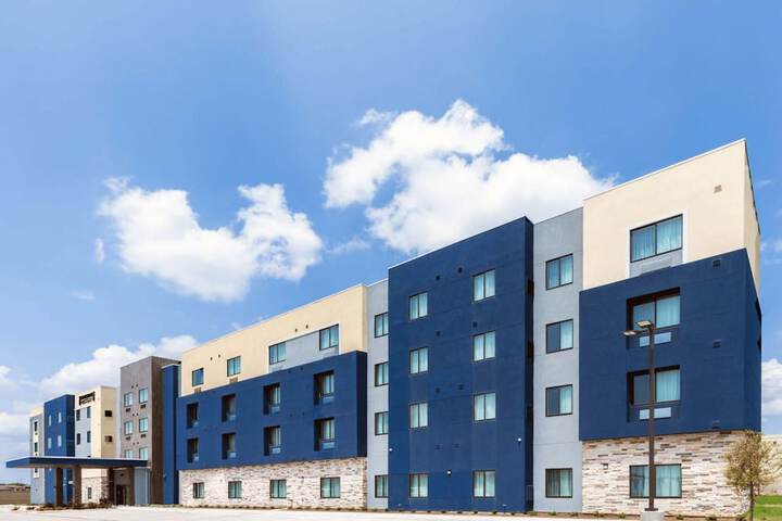 Staybridge Suites Waco South - Woodway by IHG