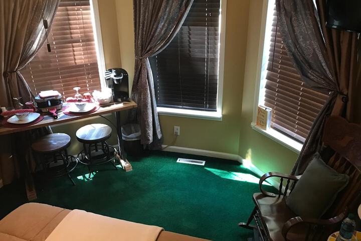 Room 18 of 38