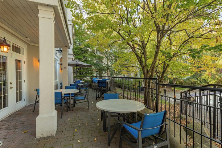 Holiday Inn Express and Suites Tremblant by IHG