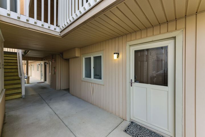 Brigantine Condo w / Beach Access & Pool Views
