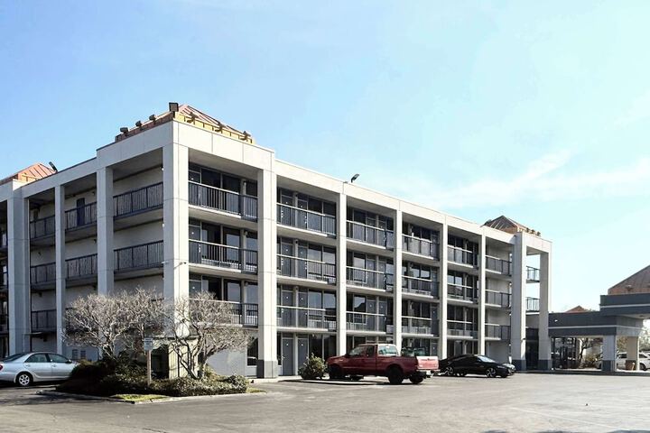 Quality Inn & Suites Baton Rouge West – Port Allen