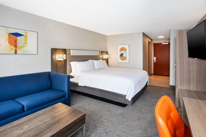 Room 50 of 121