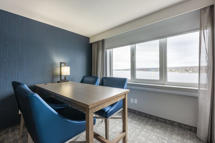 Room 9 of 48