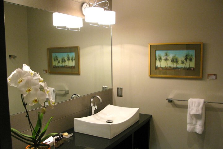 Suites at 118