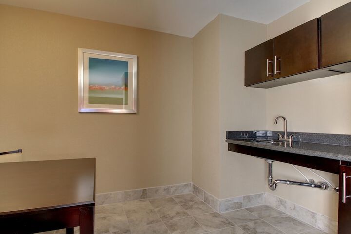 Holiday Inn Express & Suites Jackson Downtown - Coliseum by IHG