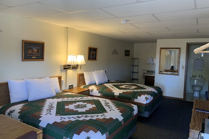 Room 53 of 57