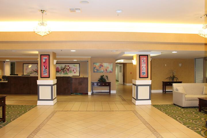 Hotel Interior 11 of 39