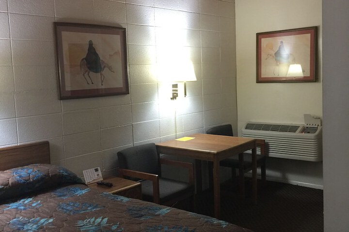 Room 7 of 44