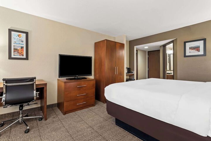 Room 22 of 57