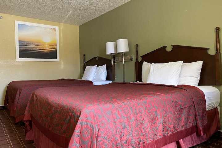 Room 7 of 37