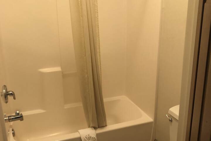Room 16 of 30