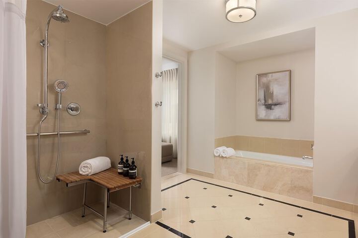 Waldorf Astoria Orlando - An Official Walt Disney World Hotel