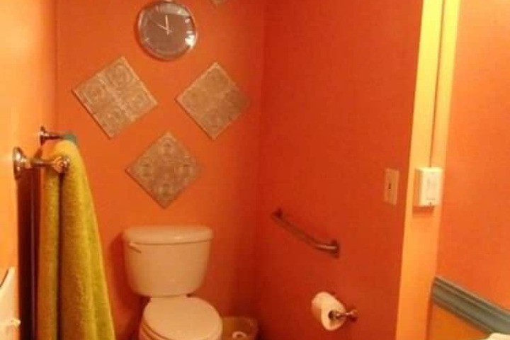 Room 14 of 42