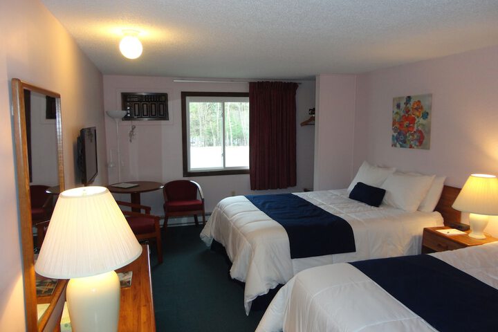 Room 18 of 28