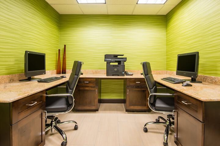 Holiday Inn Express Hotel & Suites Hobbs by IHG