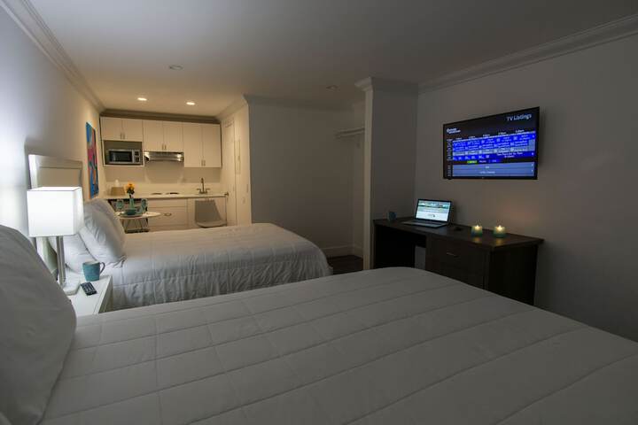 Room 8 of 32