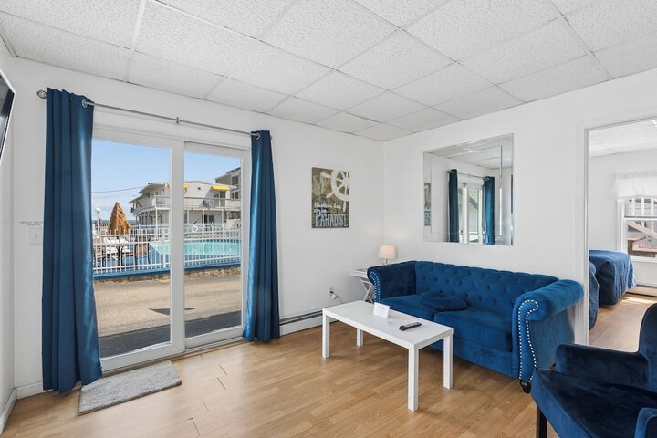 Atlantis Motel