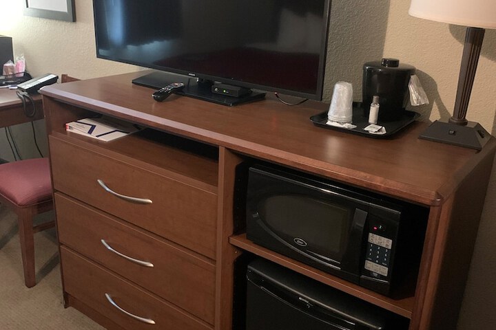 AmericInn by Wyndham Roseau