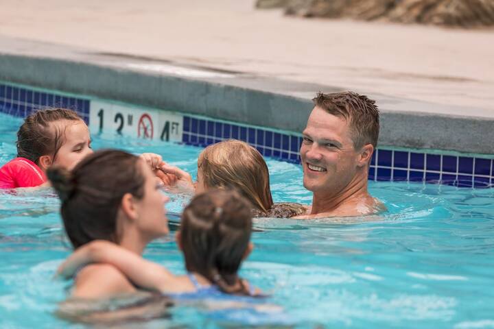 Pool 16 of 104